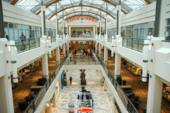 Free: Lloyd Center Shopping Mall and Ice Skating Rink