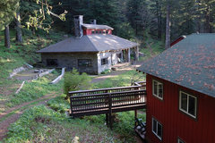 Varies/Learn More: Nesika Lodge: A Beautiful Hike from Multnomah Falls 