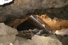 Free: Explore Boyd Cave in Central Oregon