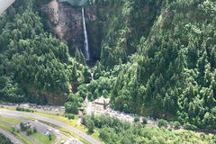 Booking (trips, stays, etc.): Wonderful Waterfalls Columbia River Gorge Scenic Flight